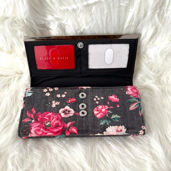 Floral Black Patent Leather Clutch Wallet Kelly and Katie - Picture 2 of 5